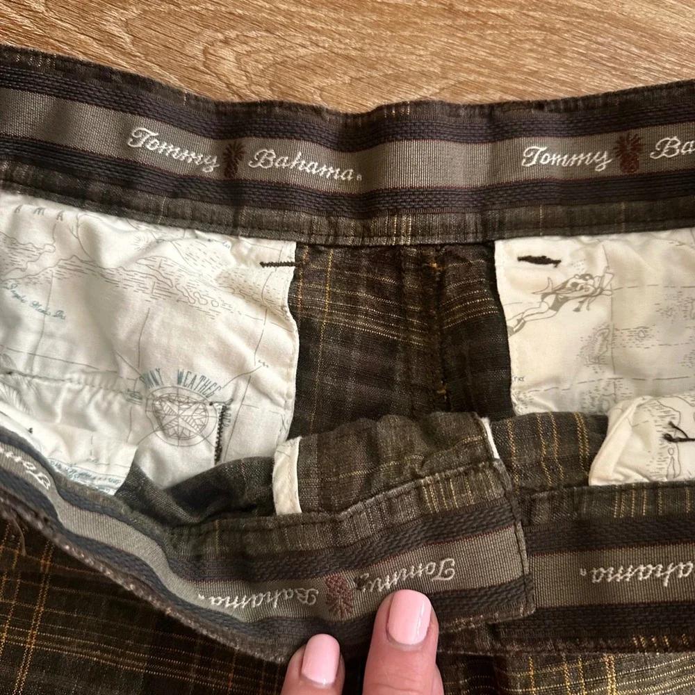 Tommy Bahama Mens 32 Plaid Linen Silk Blend Shorts Dark Green Brown Flat Front